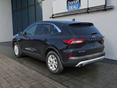 Used 2023 Ford Escape Active w/ Tech Pack #2 image 5