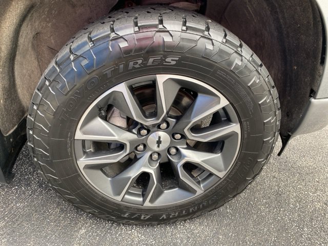 Used 2023 Chevrolet Silverado 1500 RST AWD/4WD image 11