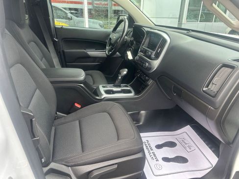 Used 2022 Chevrolet Colorado LT w/ Fleet Safety Package RWD image 9