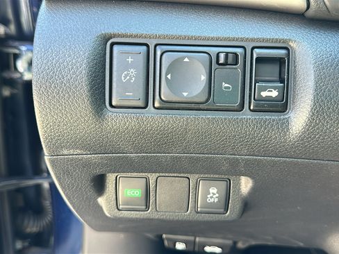 Used 2019 Nissan Sentra SV FWD image 14