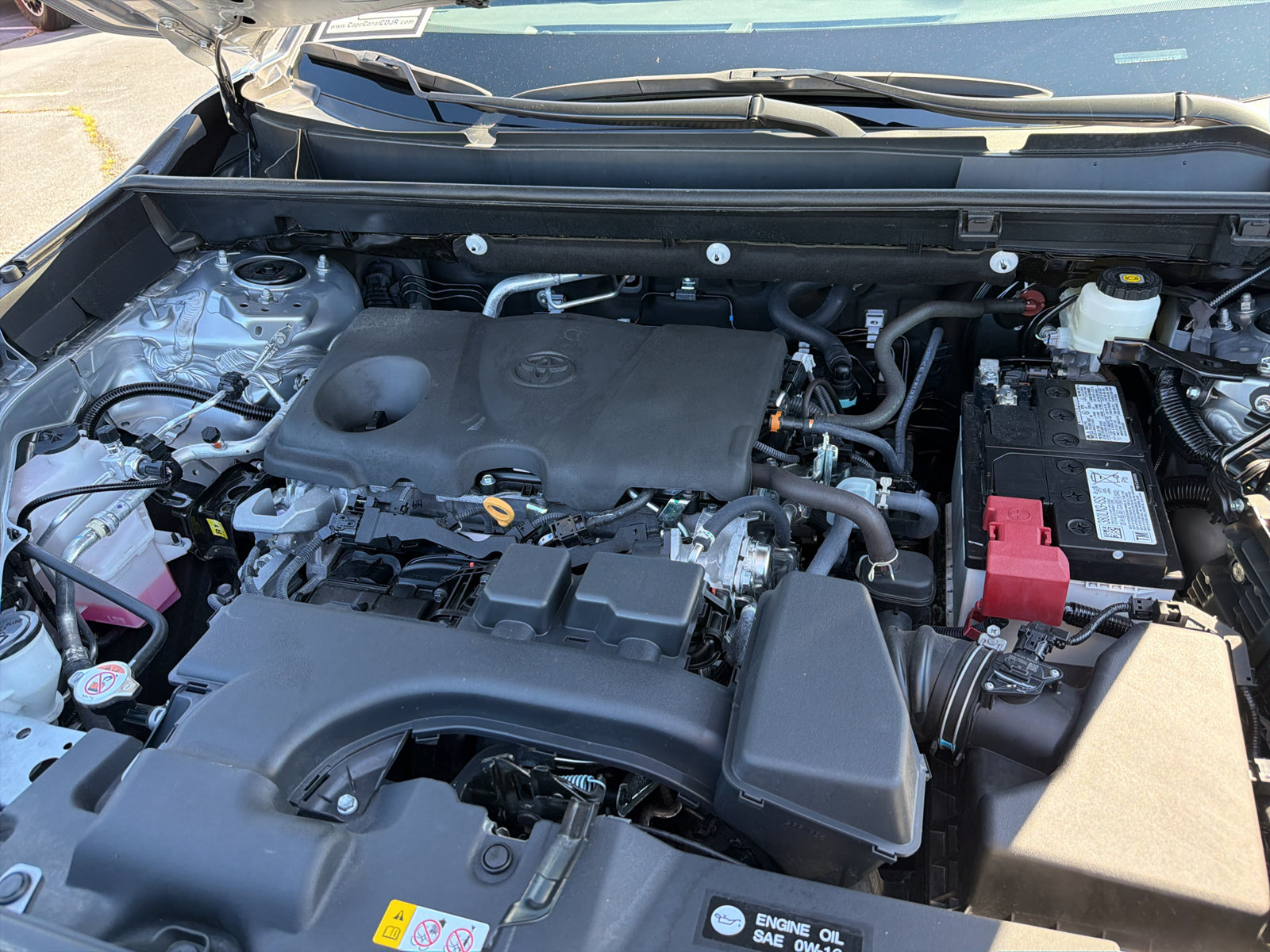 Used 2025 Toyota RAV4 XLE FWD image 10