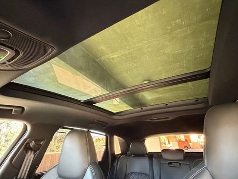 Used 2024 Audi Q8 e-tron Prestige w/ Prestige Package image 21