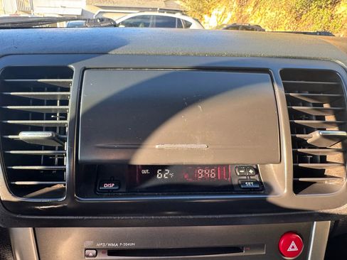 Used 2007 Subaru Outback 2.5i image 25