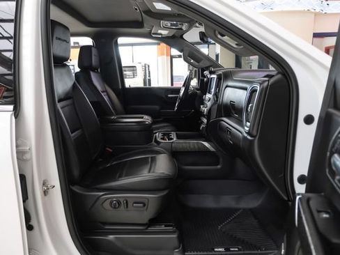 Used 2022 GMC Sierra 3500 Denali w/ Denali Ultimate Package AWD/4WD image 28