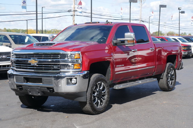 Used 2019 Chevrolet Silverado 3500 LTZ w/ Duramax Plus Package AWD/4WD image 8