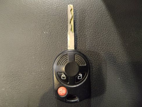 Used 2016 Ford Escape S image 32