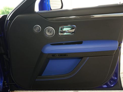 Used 2022 Rolls-Royce Ghost Black Badge image 30