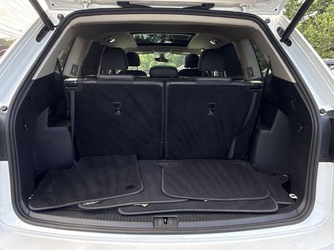 Used 2023 Volkswagen Atlas SEL AWD/4WD image 27