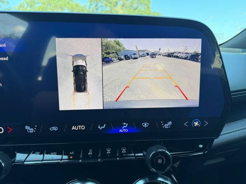 Used 2024 Chevrolet Blazer EV LT AWD/4WD image 21