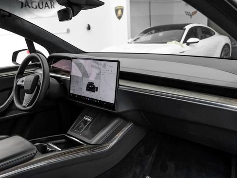Used 2023 Tesla Model X AWD/4WD image 12