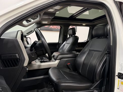 Used 2020 Ford F150 Lariat w/ Equipment Group 502A Luxury RWD image 13