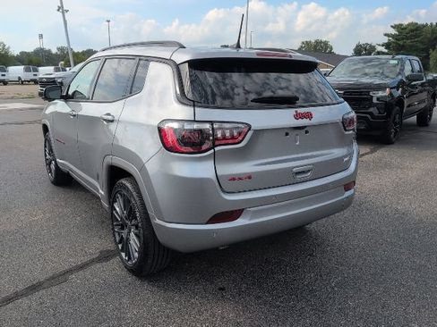 Used 2023 Jeep Compass Limited AWD/4WD image 6