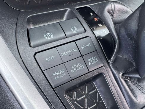 Certified 2024 Toyota RAV4 XLE w/ Convenience Package image 33