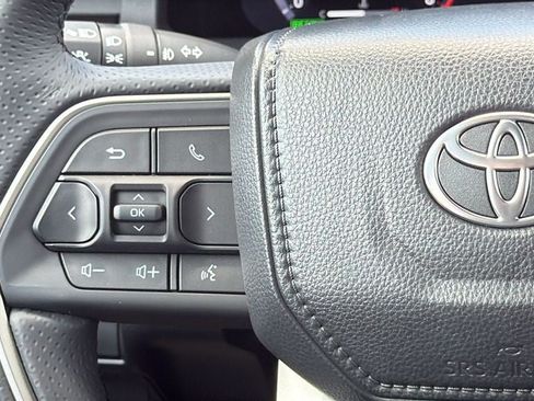 New 2026 Toyota 4Runner TRD Off-Road Premium AWD/4WD image 23