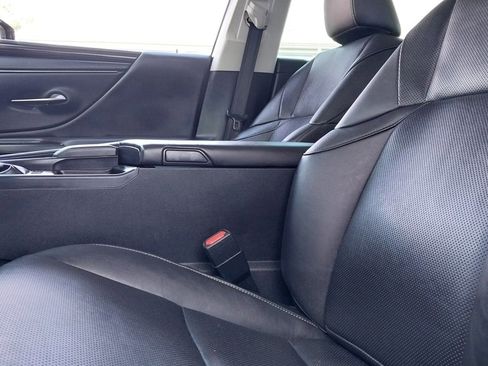 Used 2019 Lexus ES 350 image 17