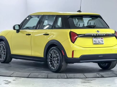 Certified 2025 MINI Cooper S image 6