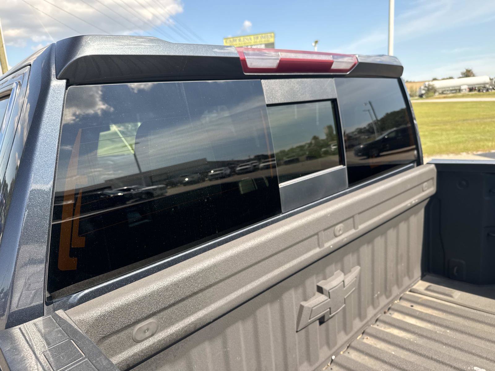 Used 2022 Chevrolet Silverado 1500 LTZ AWD/4WD image 13