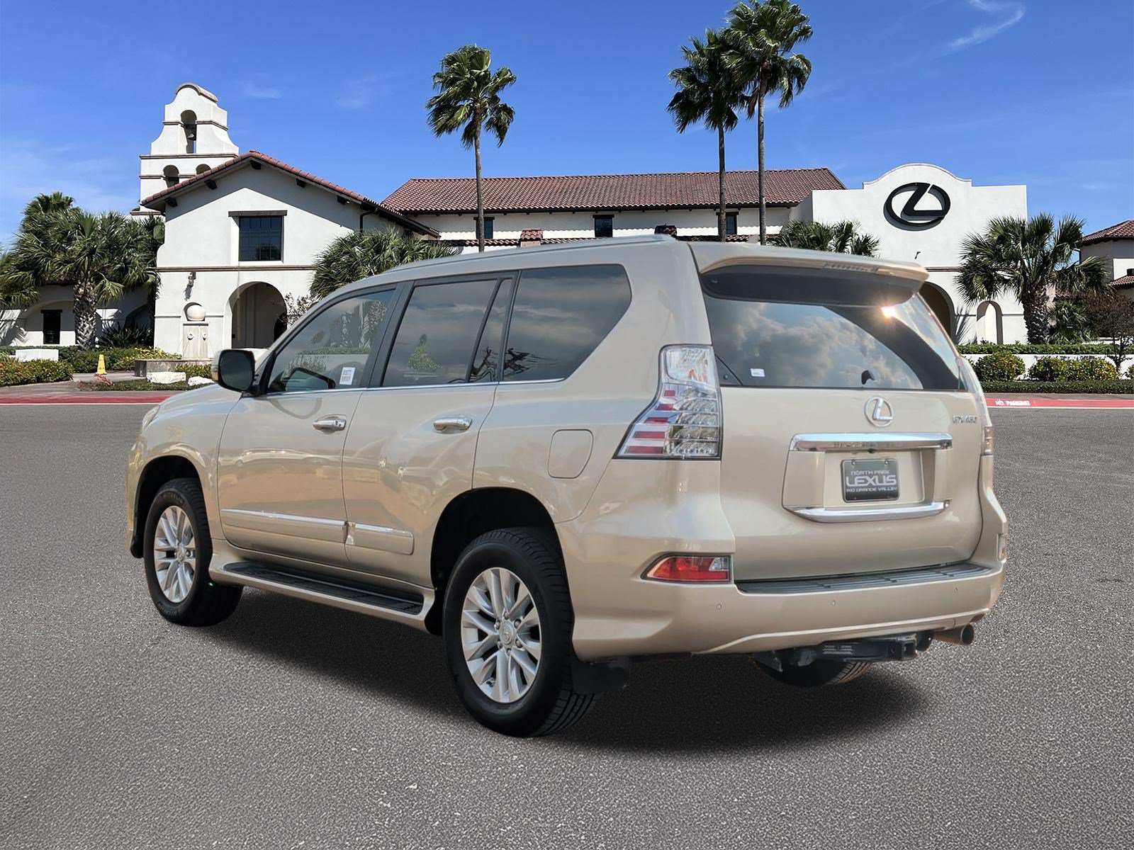 Used 2014 Lexus GX 460 w/ Premium Package AWD/4WD image 4