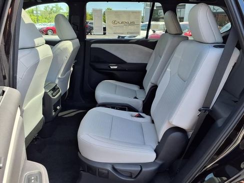 New 2026 Lexus TX 350 AWD image 32