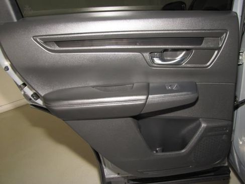 Certified 2025 Honda CR-V LX image 12
