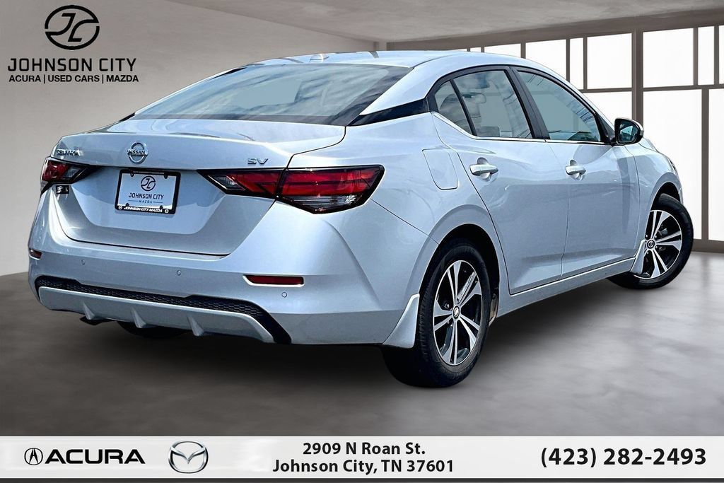 Used 2022 Nissan Sentra SV FWD image 2