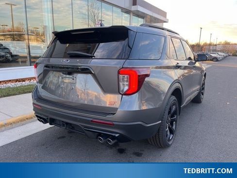 Used 2022 Ford Explorer ST w/ Equipment Group 401A image 8