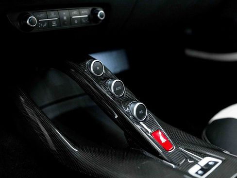 Used 2018 Ferrari 812 Superfast RWD image 57
