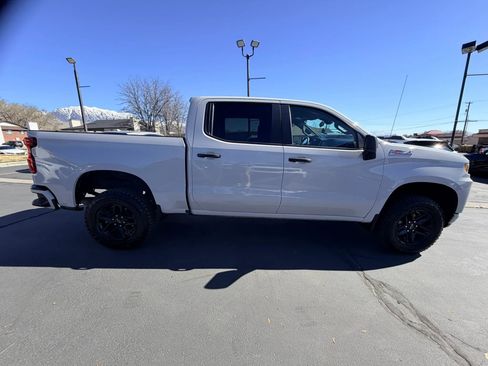 Used 2021 Chevrolet Silverado 1500 Custom Trail Boss w/ Safety Confidence Package AWD/4WD image 3