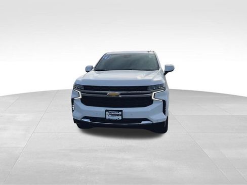 Certified 2023 Chevrolet Suburban LS image 3