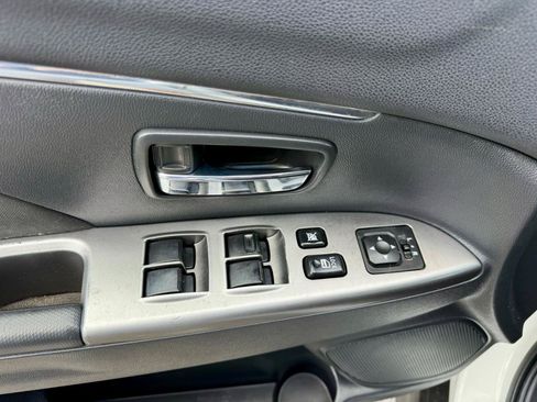 Used 2019 Mitsubishi Outlander Sport ES FWD image 12