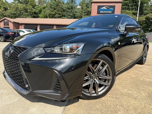 Used 2017 Lexus IS 200t F Sport w/ F Sport Package RWD image 1