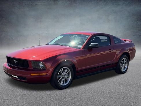 Used 2005 Ford Mustang Coupe RWD image 7