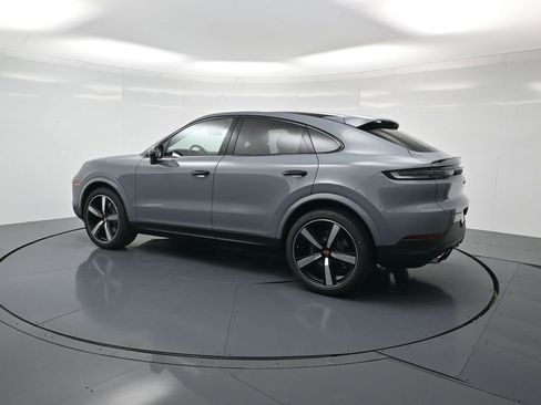 New 2026 Porsche Cayenne Coupe image 3