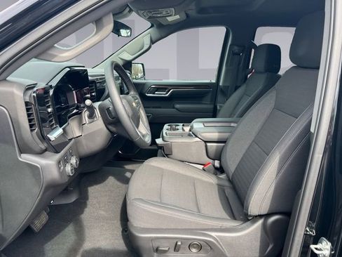 Used 2025 Chevrolet Silverado 1500 LT w/ Convenience Package II image 10