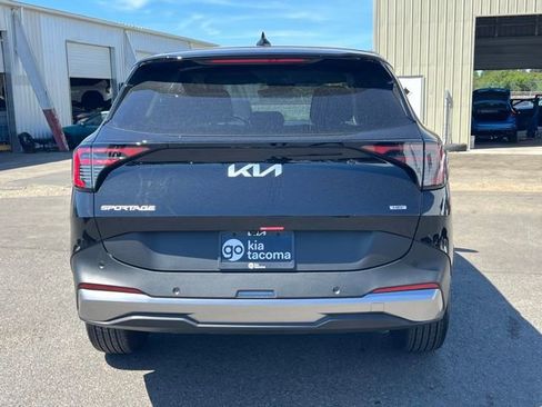 Certified 2026 Kia Sportage S AWD/4WD image 7