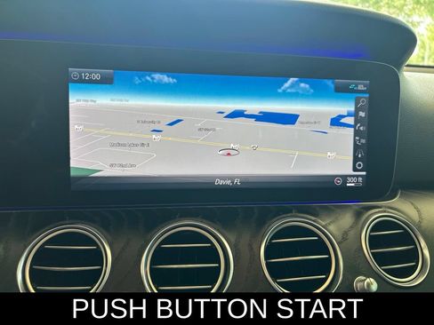 Used 2019 Mercedes-Benz E 300 image 11