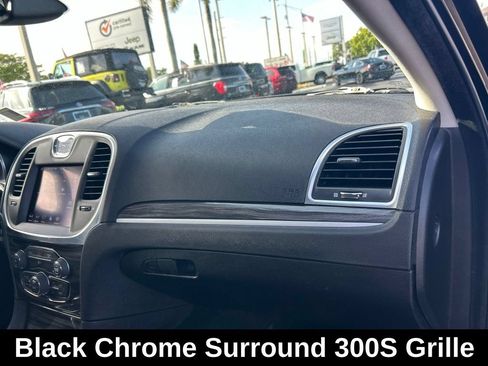 Used 2021 Chrysler 300 Touring w/ Sport Appearance Package RWD image 22
