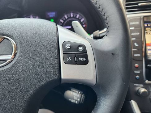 Used 2015 Lexus IS 250C w/ Luxury Package RWD image 30