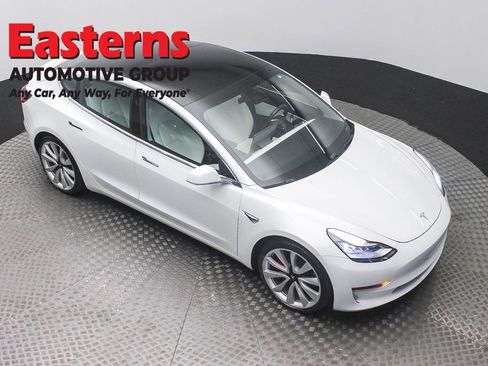 Used 2019 Tesla Model 3 Performance AWD/4WD image 3