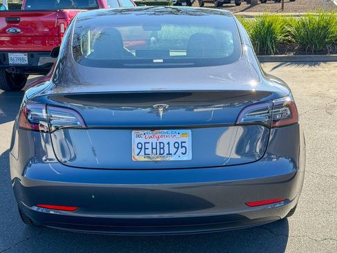 Used 2023 Tesla Model 3 Standard Range image 6