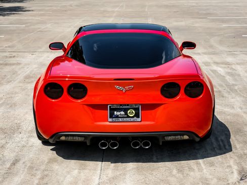 Used 2011 Chevrolet Corvette Z06 RWD image 11