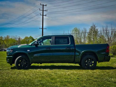 New 2026 RAM 1500 Laramie AWD/4WD image 8