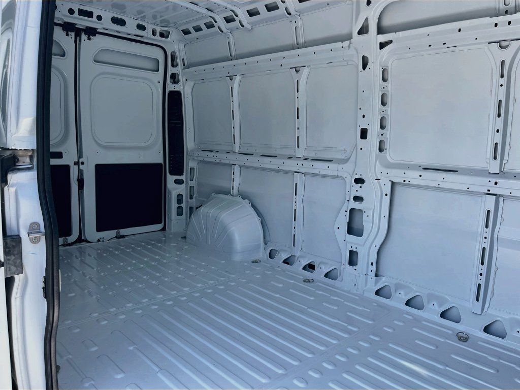 New 2026 RAM ProMaster 2500 w/ Convenience Group FWD image 20