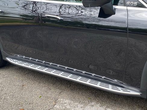 Used 2023 Mercedes-Benz EQS 450+ SUV image 12