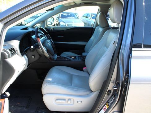 Used 2012 Lexus RX 450h AWD image 18