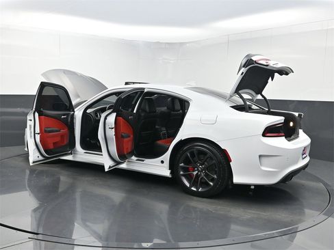 Used 2022 Dodge Charger Scat Pack w/ Plus Group image 39