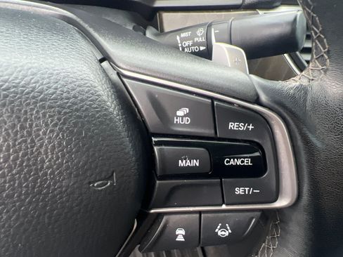 Used 2020 Honda Accord Touring image 21