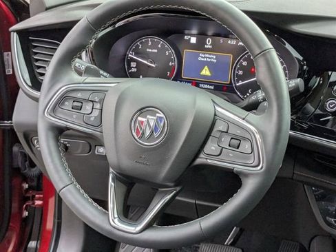 Used 2023 Buick Envision Avenir image 18