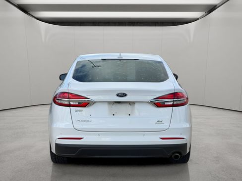 Used 2020 Ford Fusion SE FWD image 6
