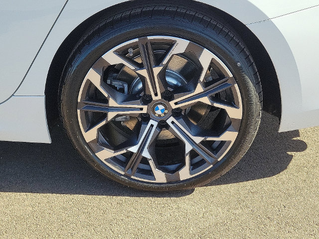 Used 2026 BMW 330i Sedan w/ Premium Package RWD image 10